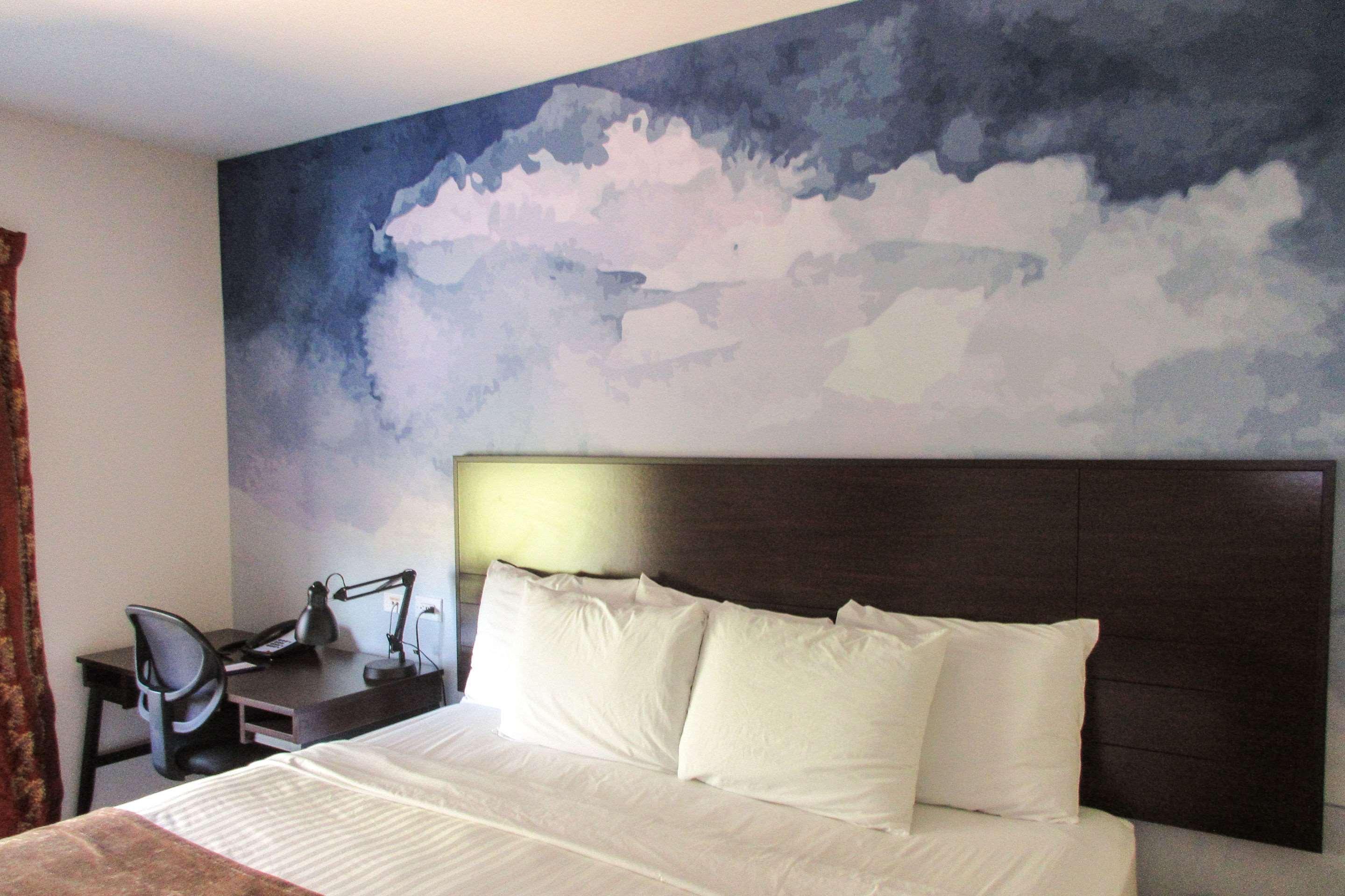 Comfort Inn 3*